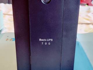 APC Backup UPS 700